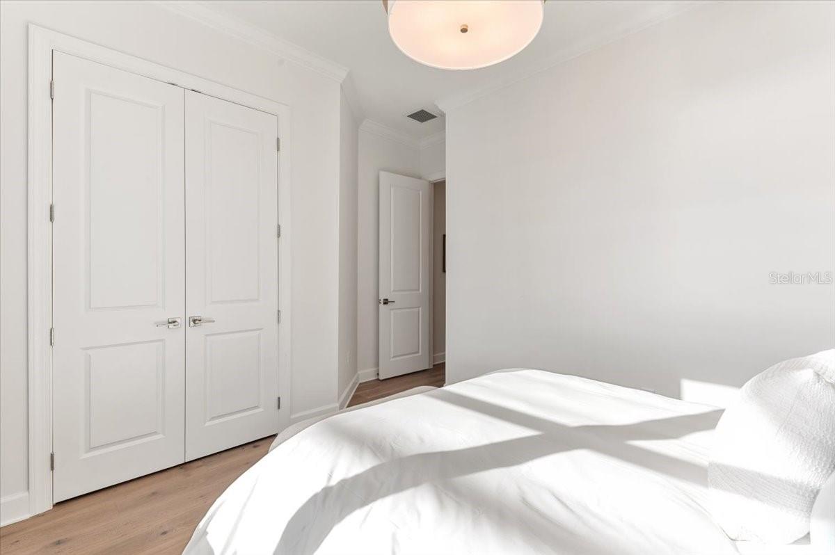 SHOREVIEW AT LAKEWOOD RANCH WATERSIDE - Residential