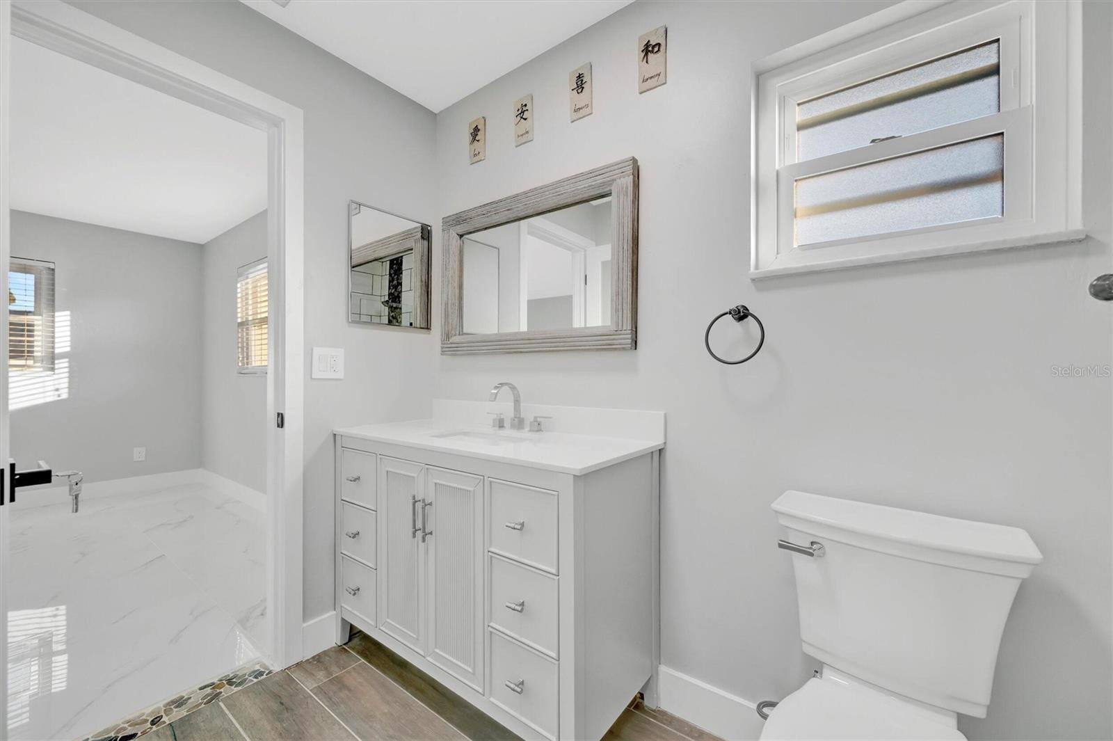 SHORE ACRES PT REP OF 2ND REP OF VENICE SE - Residential Lease