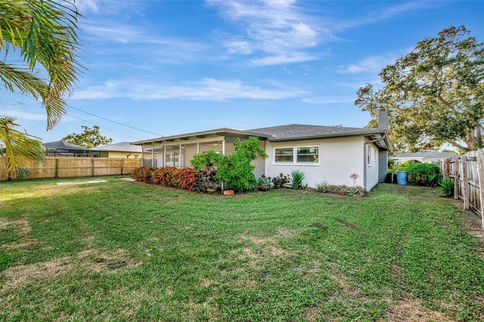 SHORE ACRES PT REP OF 2ND REP OF VENICE SE - Residential Lease