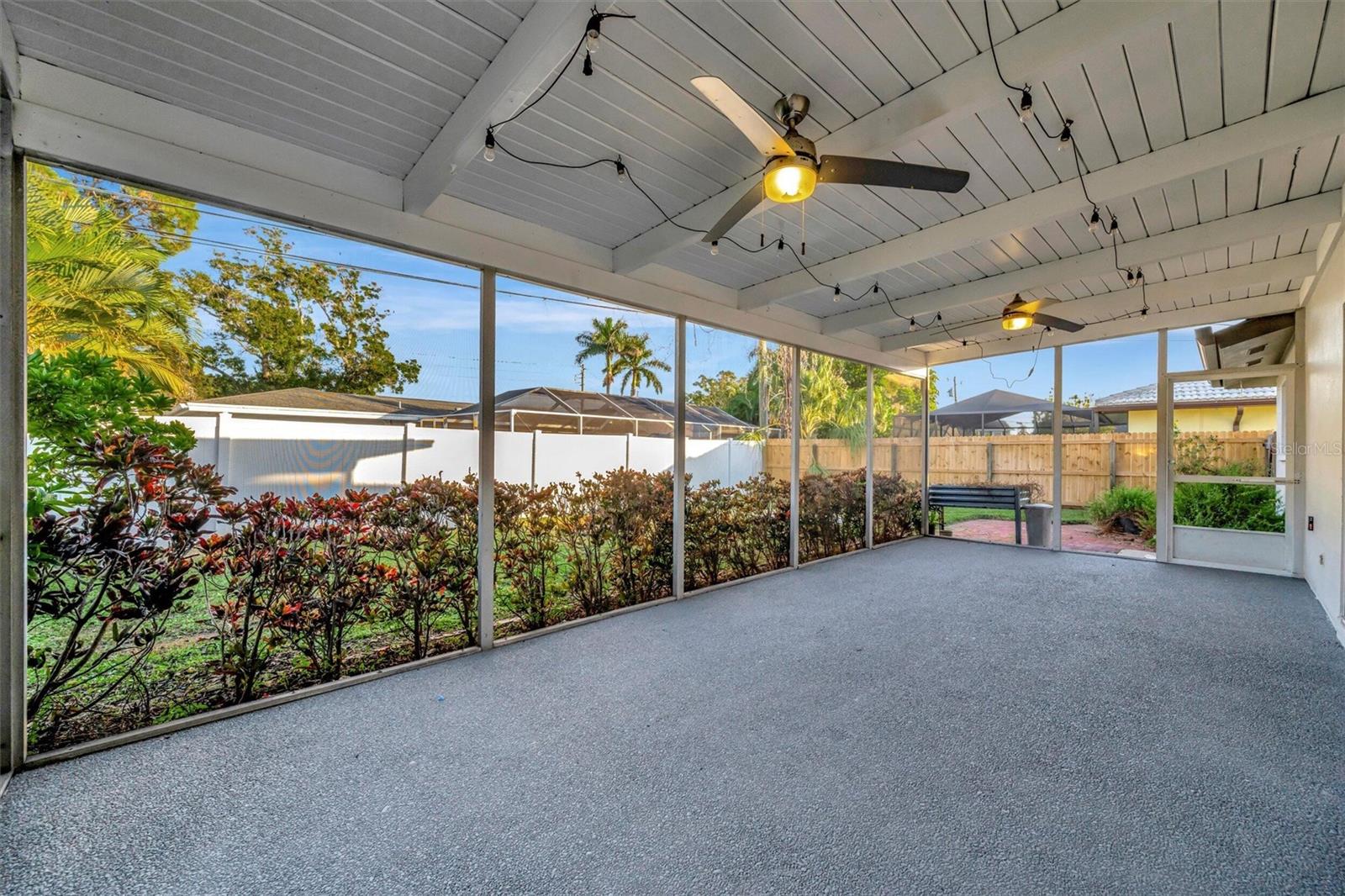 SHORE ACRES PT REP OF 2ND REP OF VENICE SE - Residential Lease