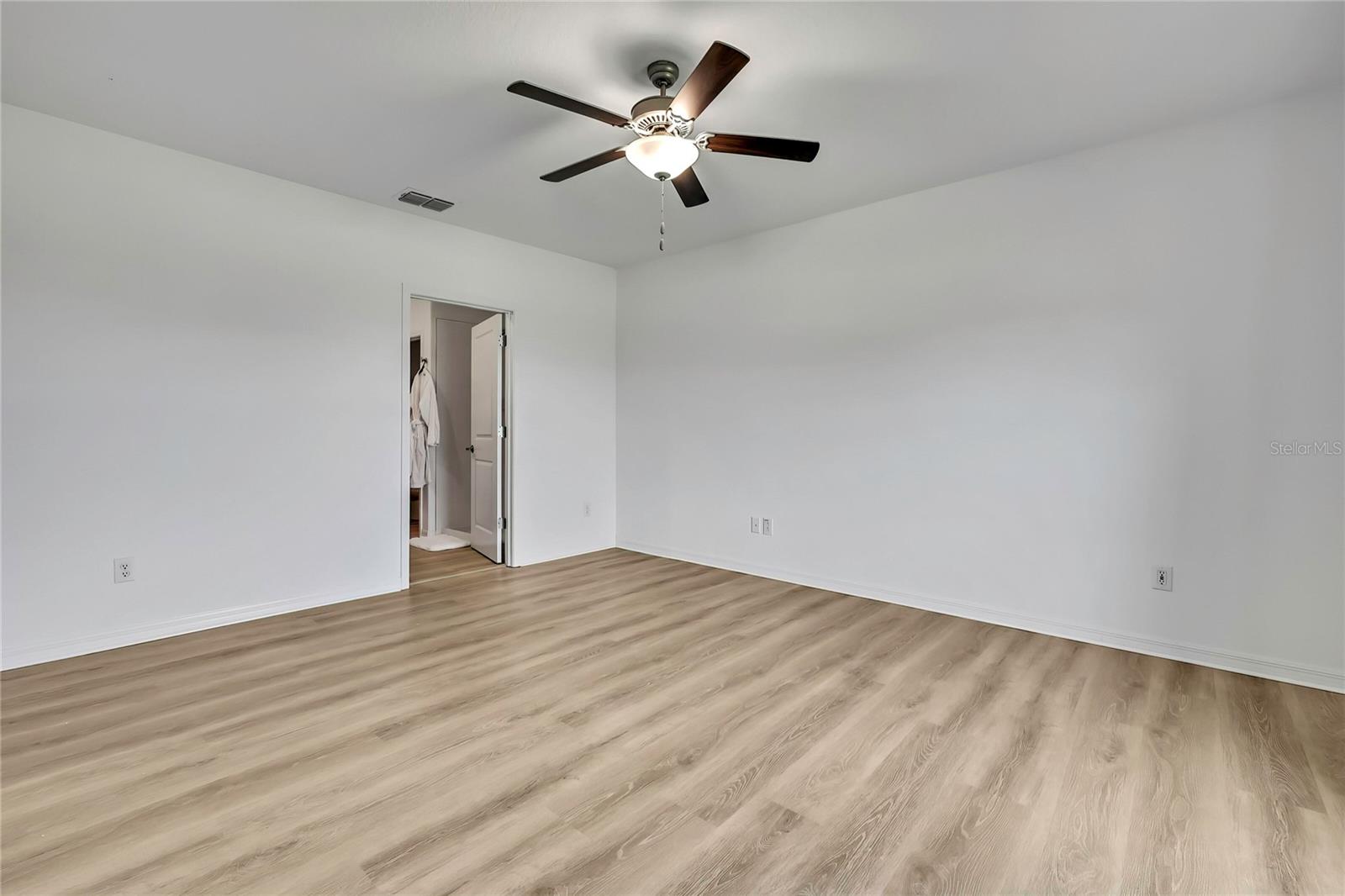 EPPERSON NORTH VILLAGE B - Residential