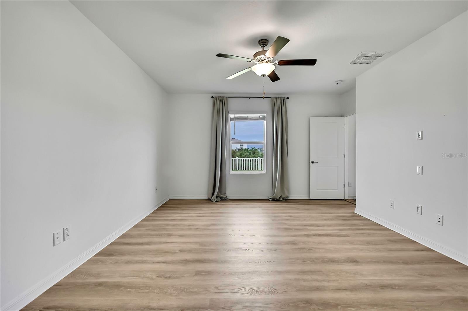 EPPERSON NORTH VILLAGE B - Residential