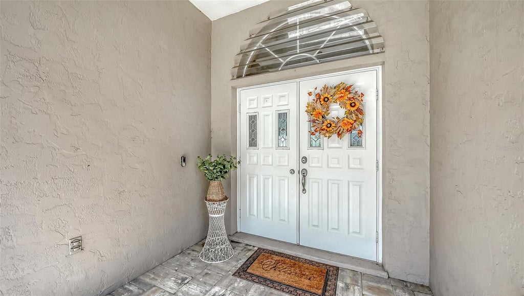 Photo of 4494 Diamond Circle E, Sarasota, FL 34233 (MLS # A4702548)