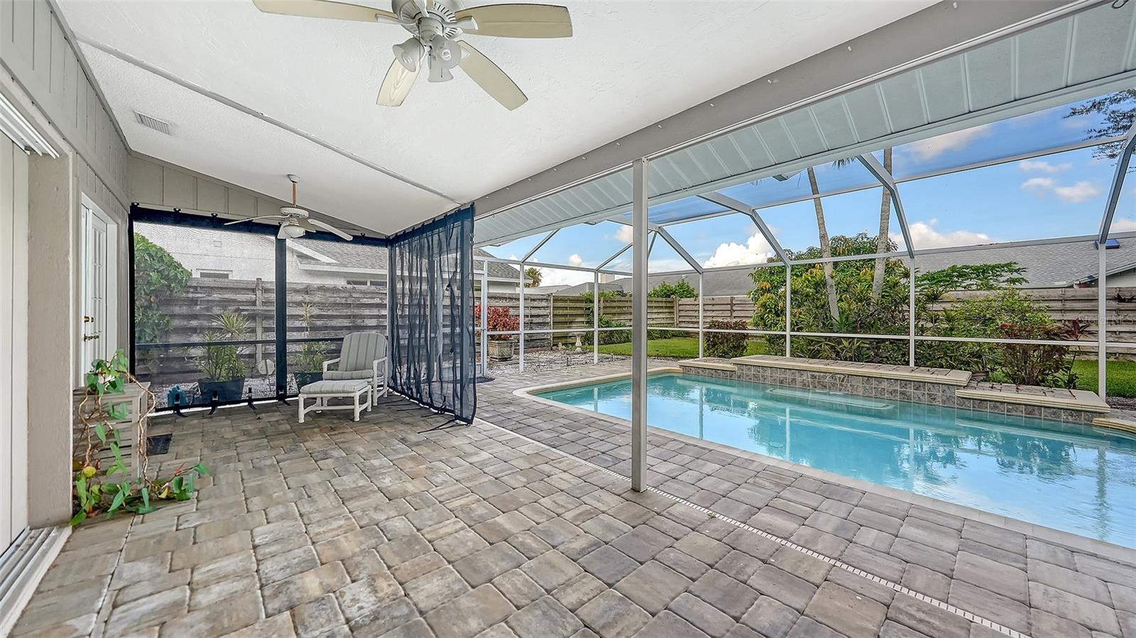 4494 DIAMOND CIRCLE E