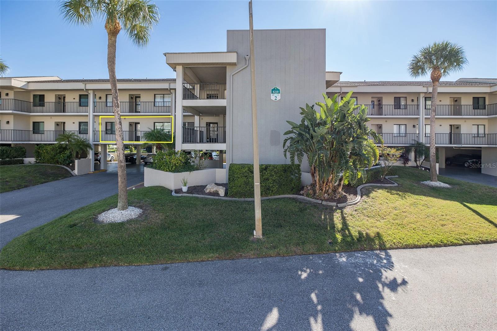 SAND PEBBLE POINTE CONDO 01 AMD 02 - Residential