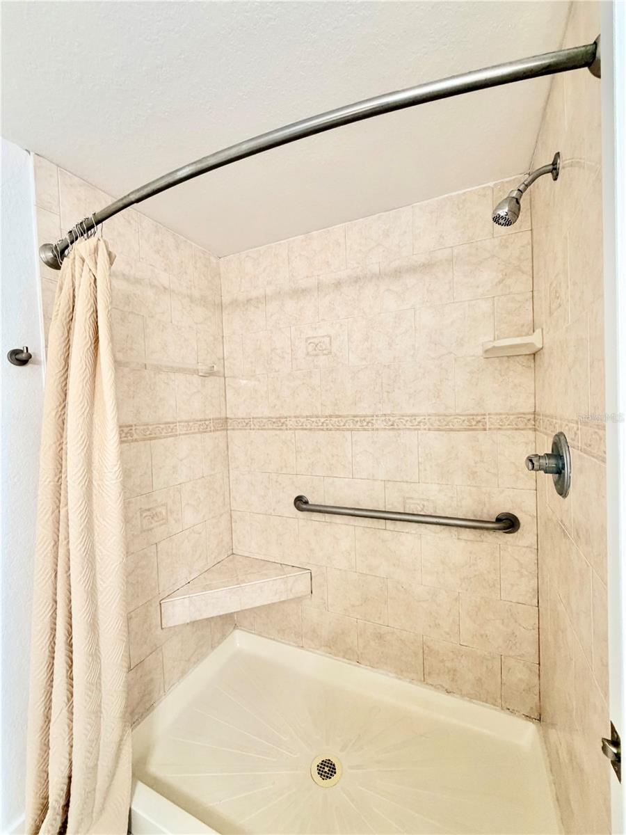 BELLEVIEW HILLS ESTATE - Residential