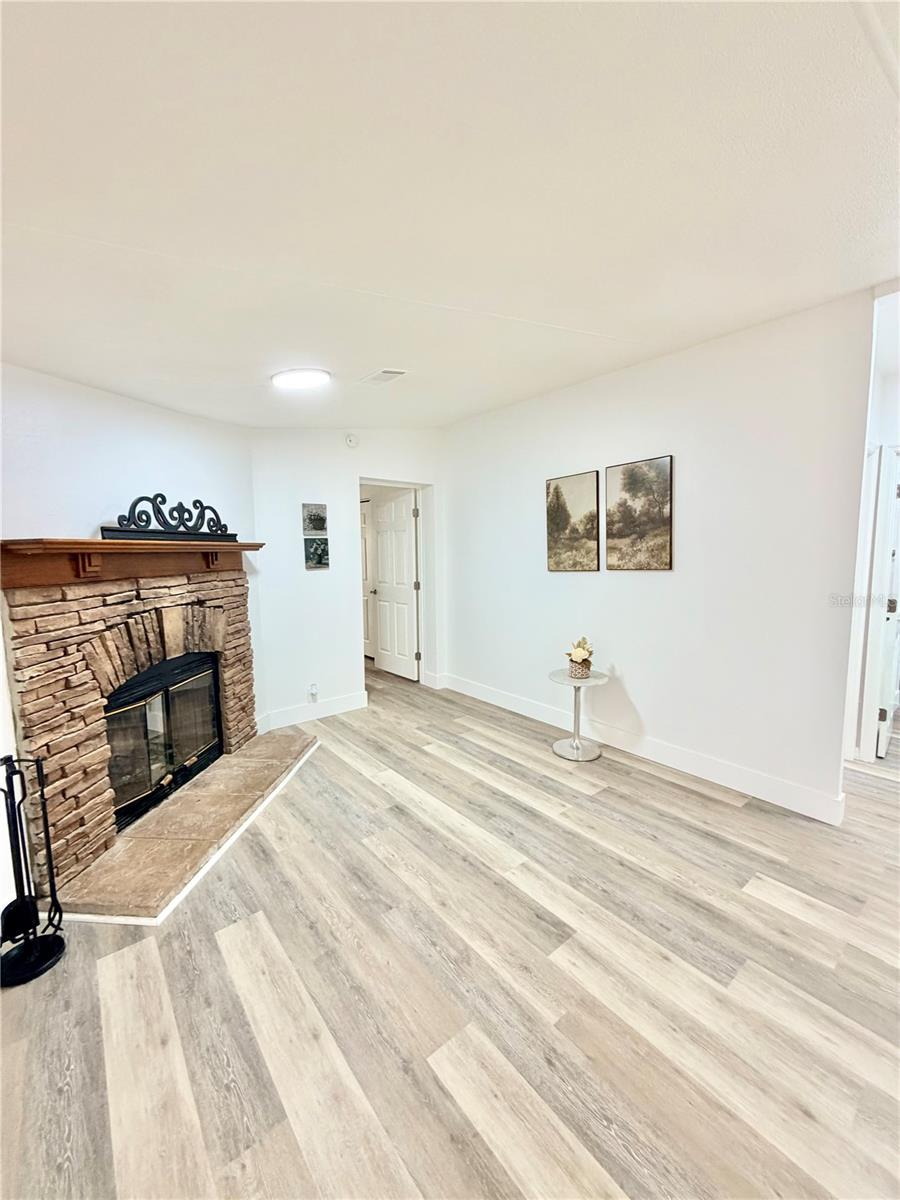 BELLEVIEW HILLS ESTATE - Residential