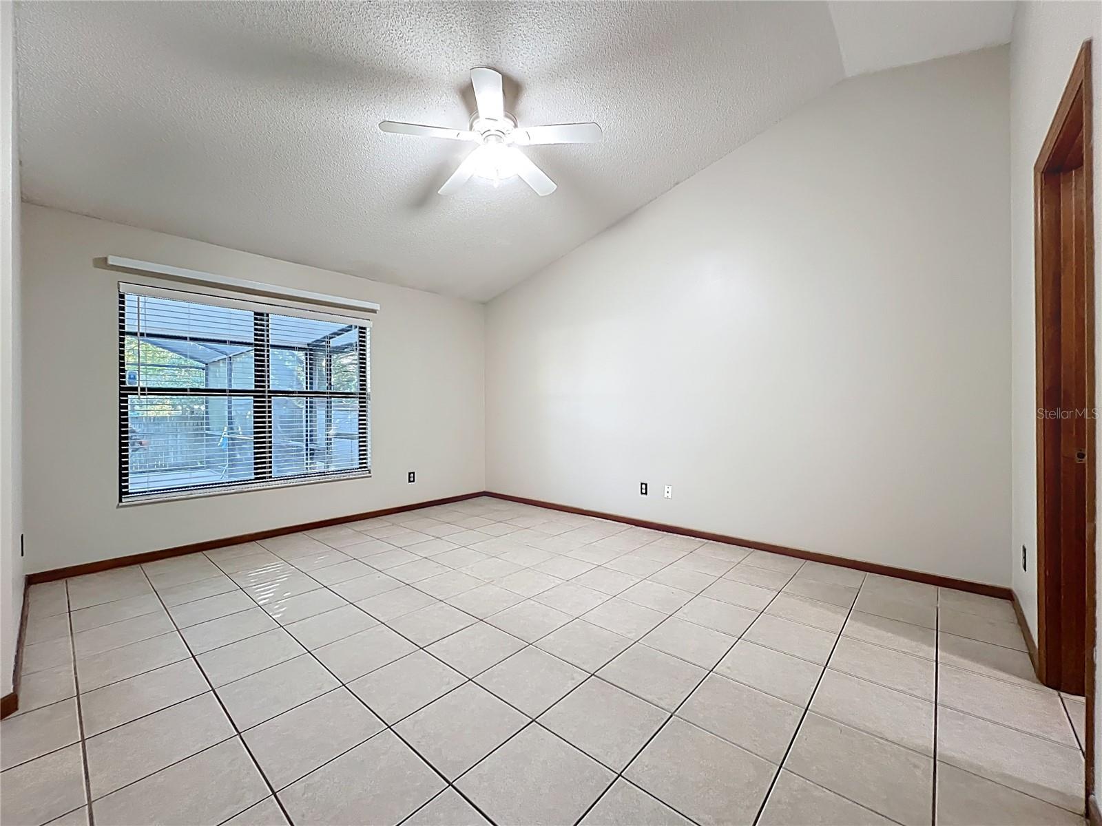 WINDSONG ESTATES - Residential