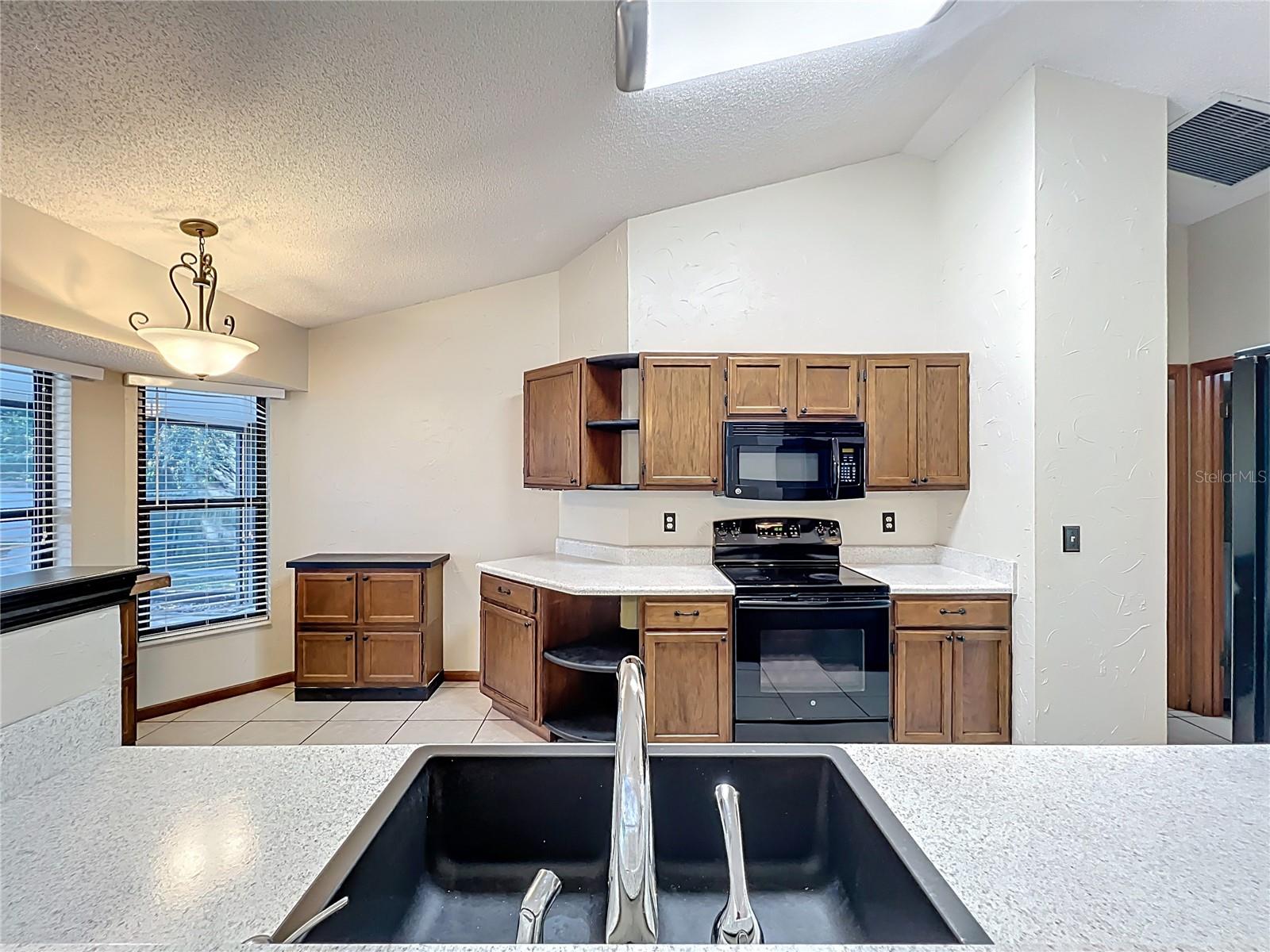 WINDSONG ESTATES - Residential