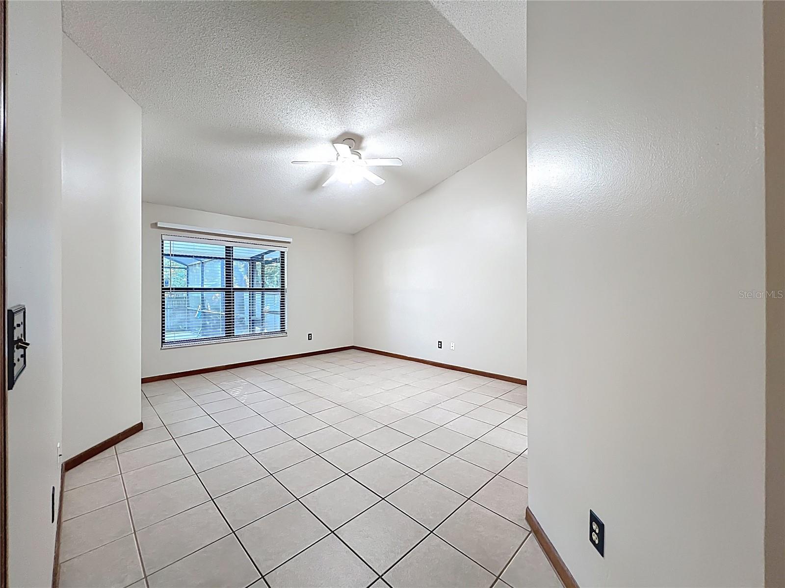 WINDSONG ESTATES - Residential