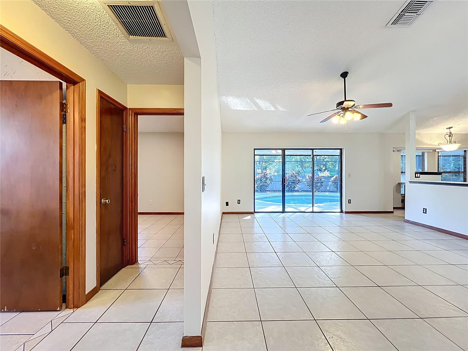 WINDSONG ESTATES - Residential