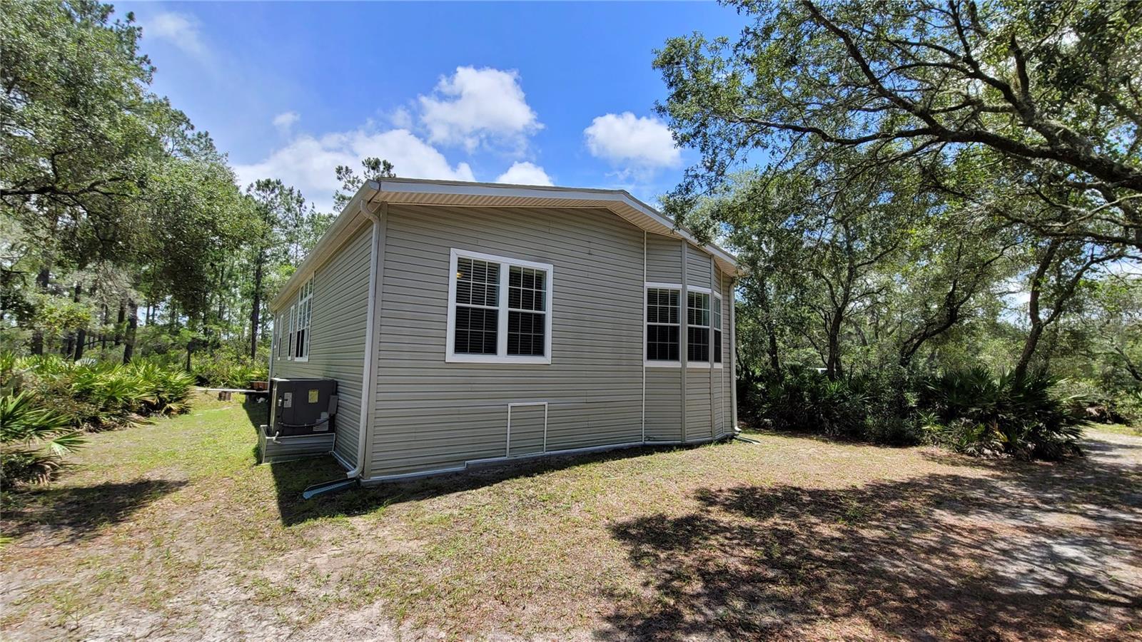 EUGENE RANDLE PROP - Residential