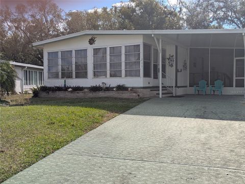 A home in LAKELAND