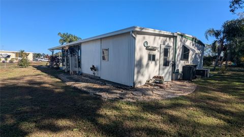 A home in LAKELAND