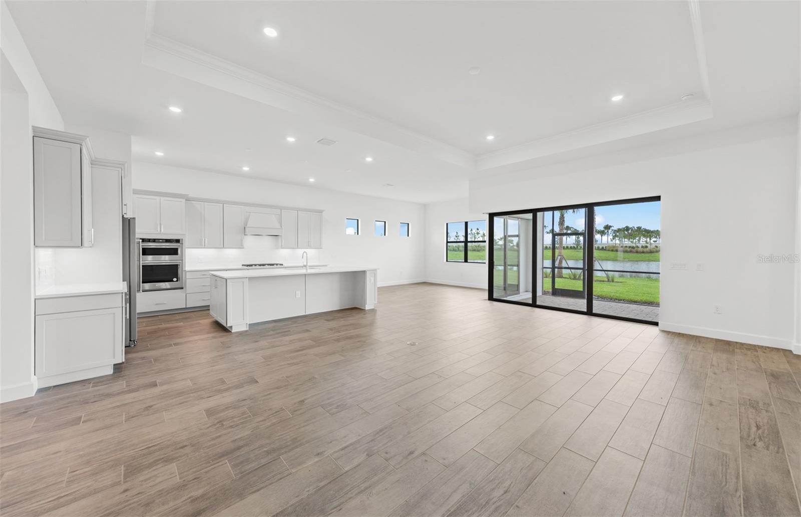 4632; DEL WEBB CATALINA AT LAKEWOOD RANCH - Residential