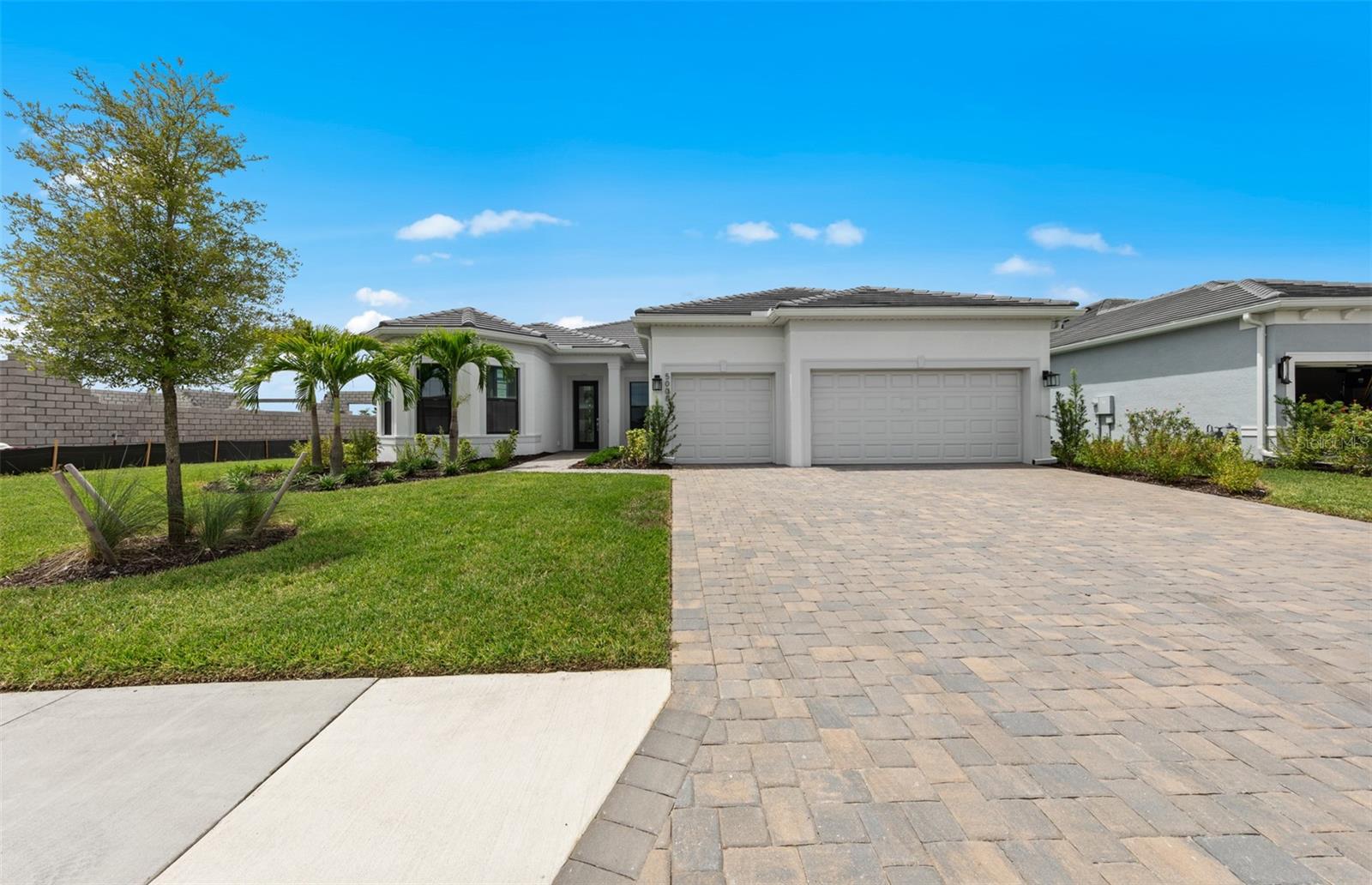 5008 STONEY POINT GLEN