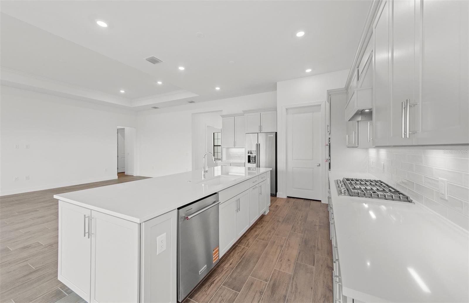 4632; DEL WEBB CATALINA AT LAKEWOOD RANCH - Residential