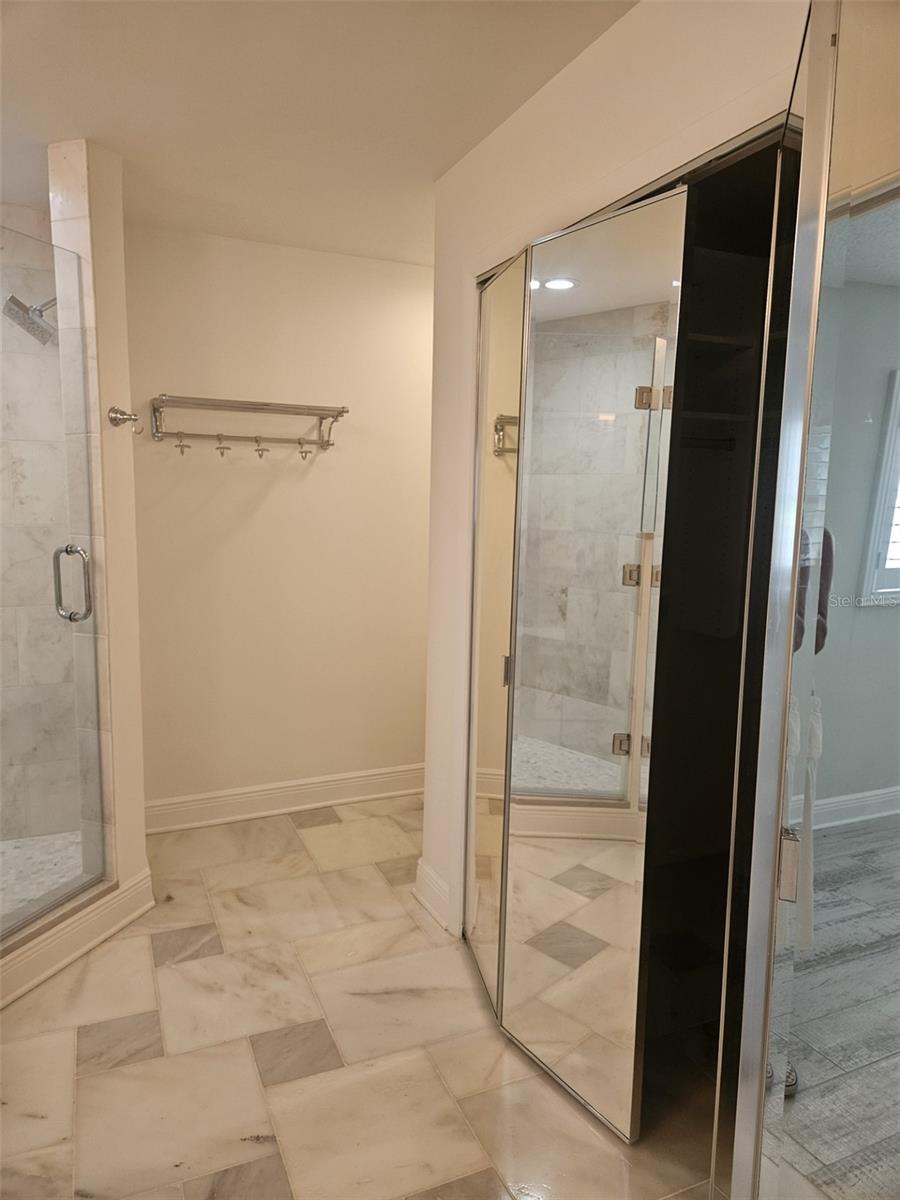 HEATHER RIDGE - Residential Lease