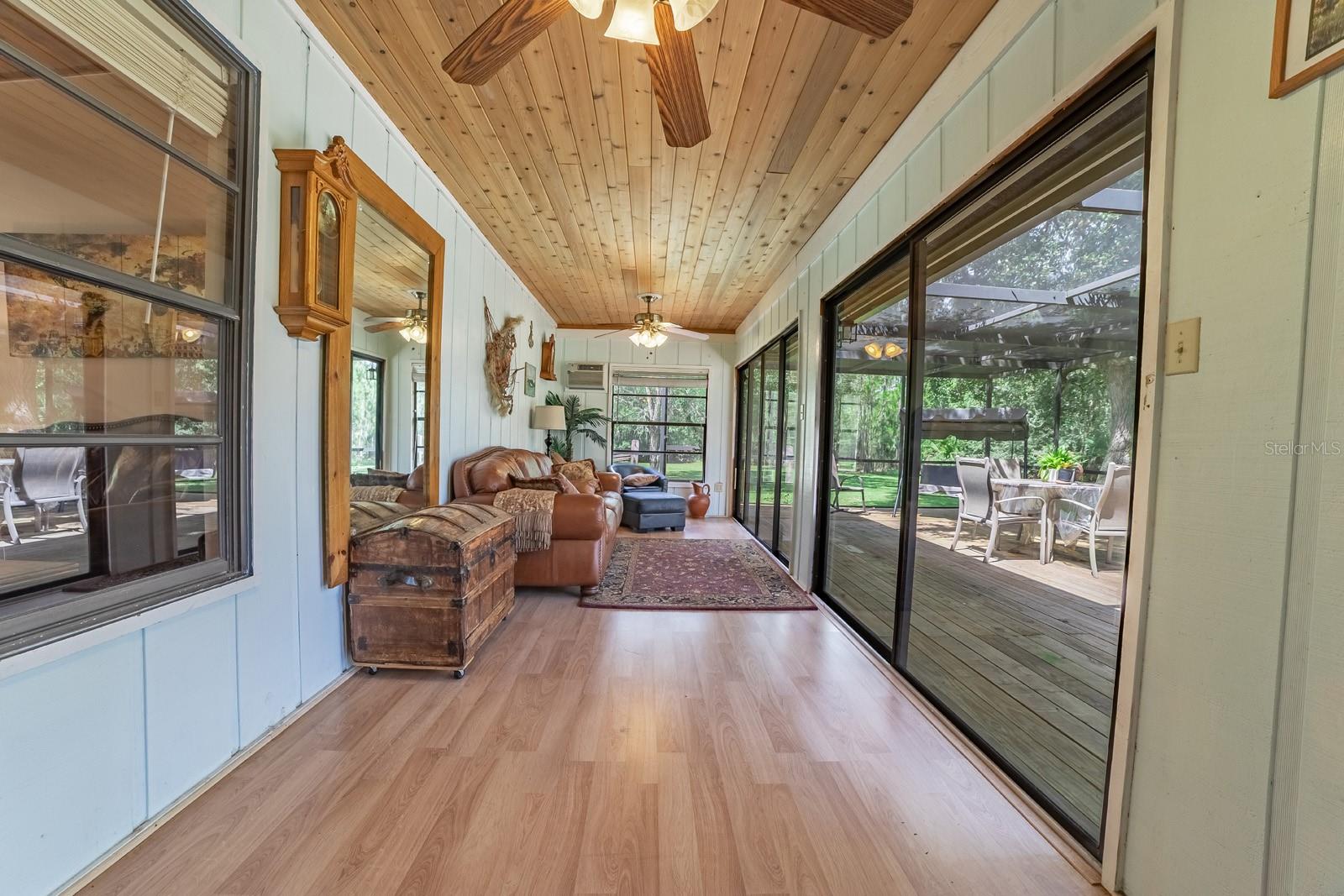 INDIAN HAMMOCK HUNT AND RIDING CLUB - Residential