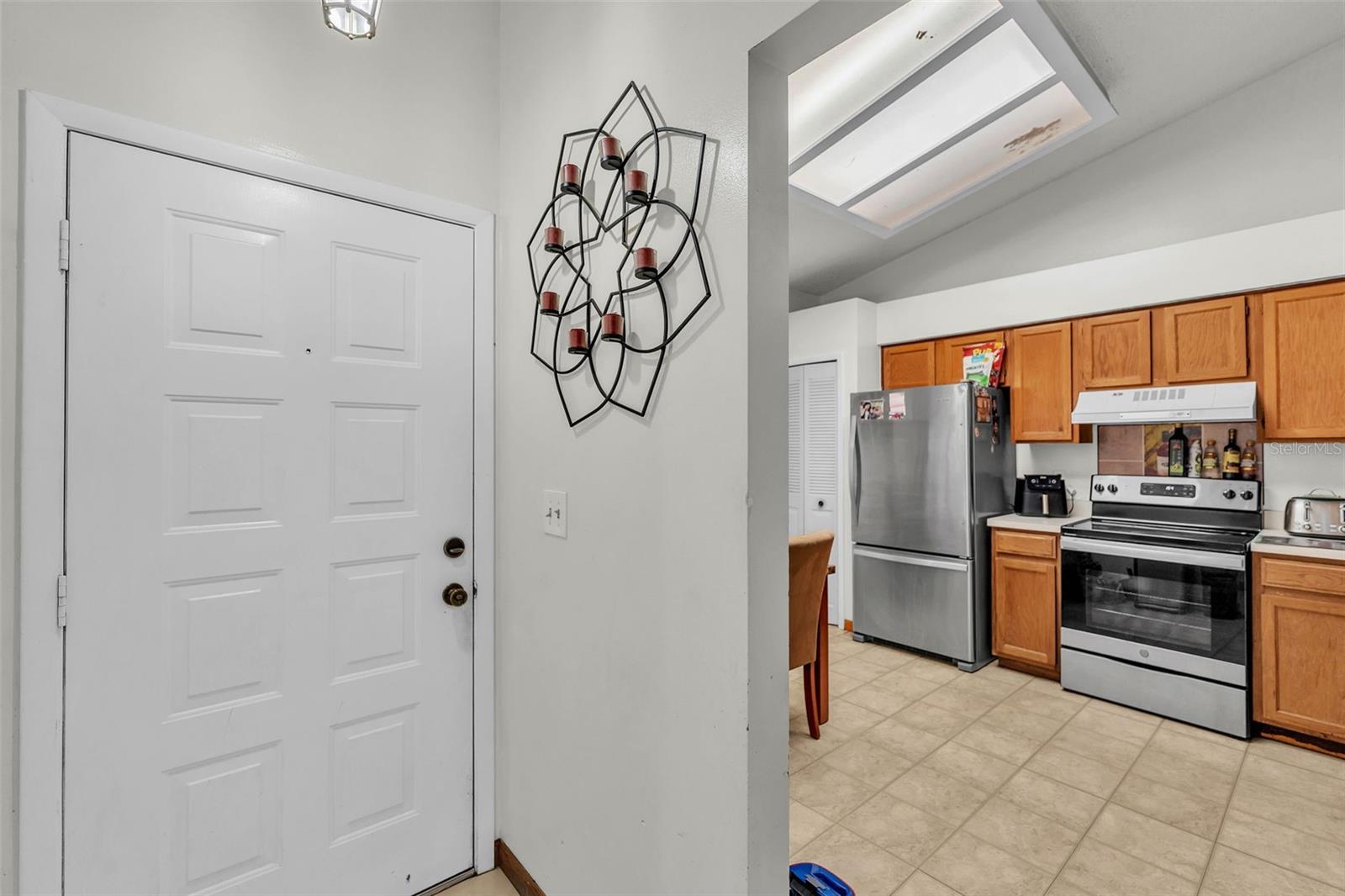 2526 FABRY CIRCLE