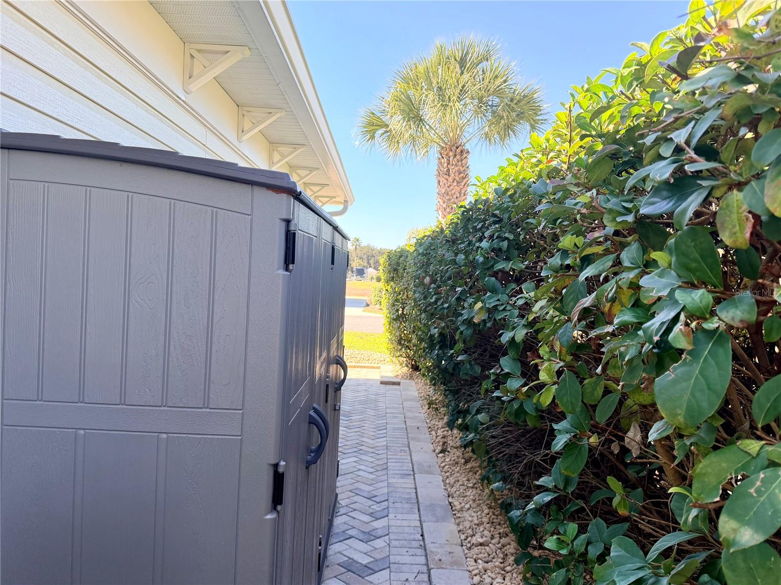 FLORIDA GRANDE MOTOR COACH RESIDENCE - Land