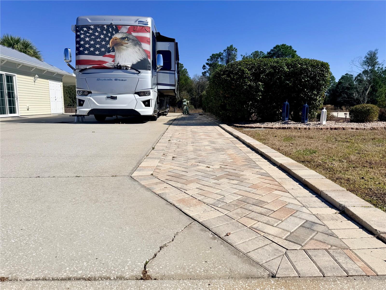 FLORIDA GRANDE MOTOR COACH RESIDENCE - Land