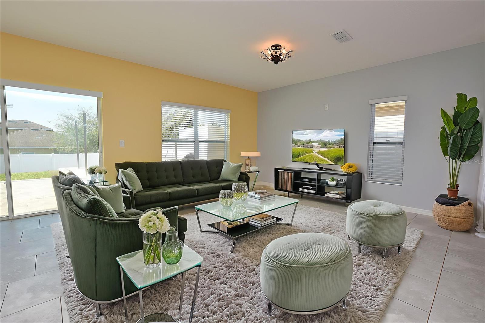 LAUREL ESTATES - Residential Lease