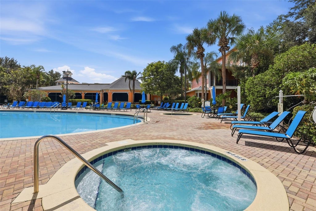 Photo of 708 Gran Bahama Boulevard, Davenport, FL 33897 (MLS # V4951115)