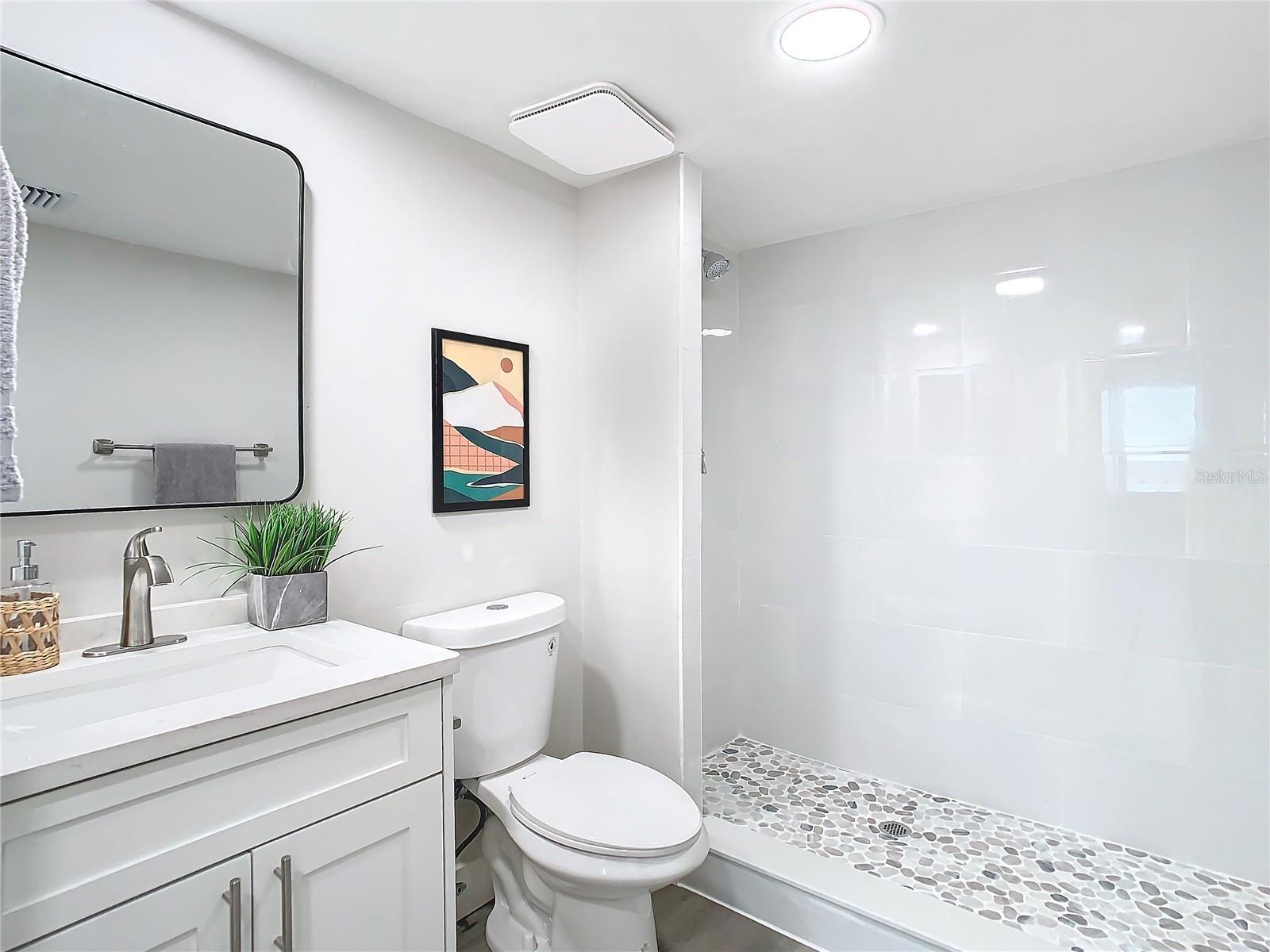 STARBOARD TOWER - Residential Lease