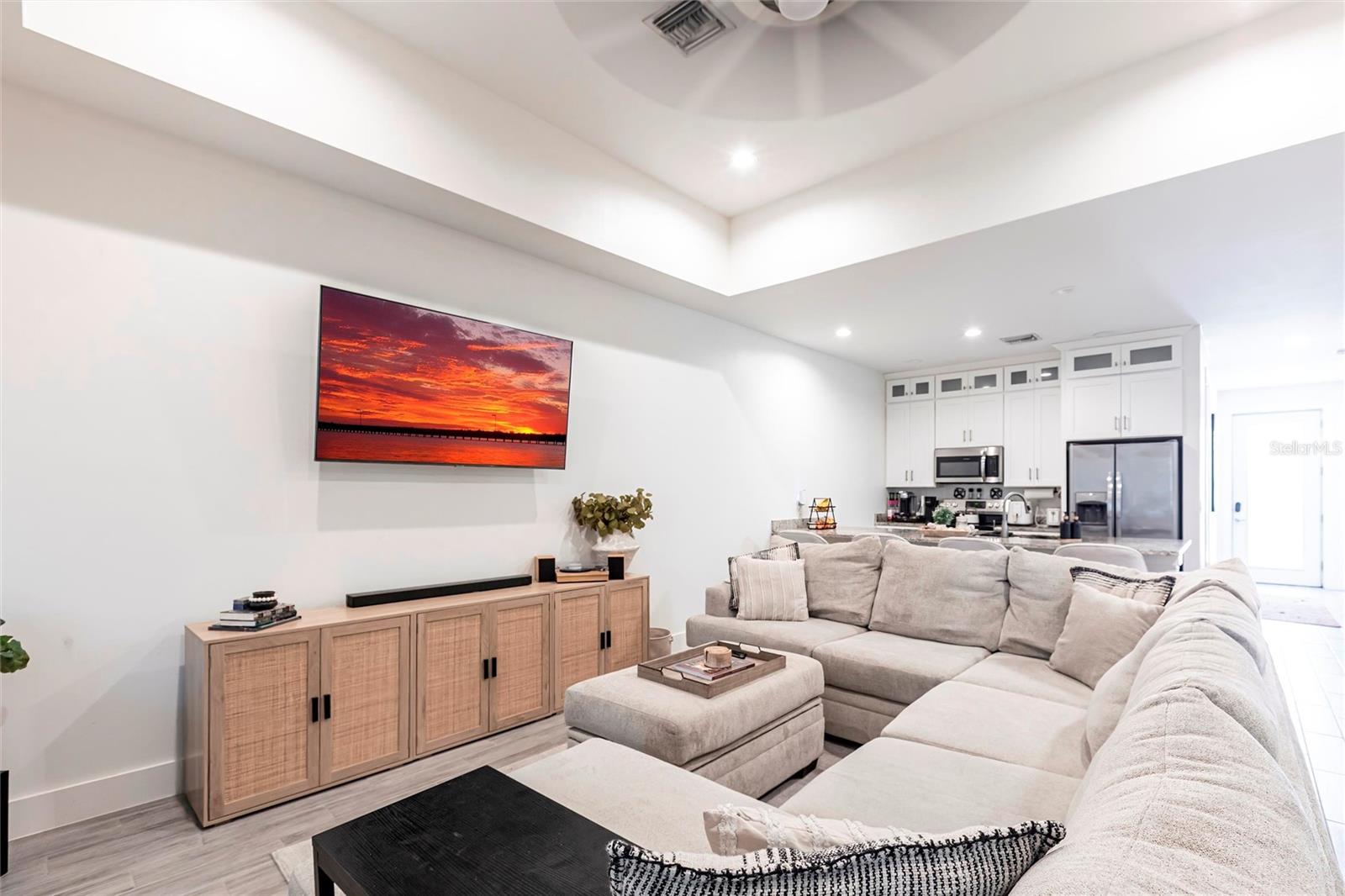 PUNTA GORDA ISLES SEC 11 - Residential Income