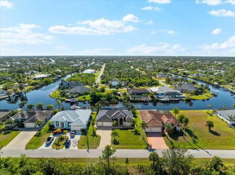 A home in PORT CHARLOTTE