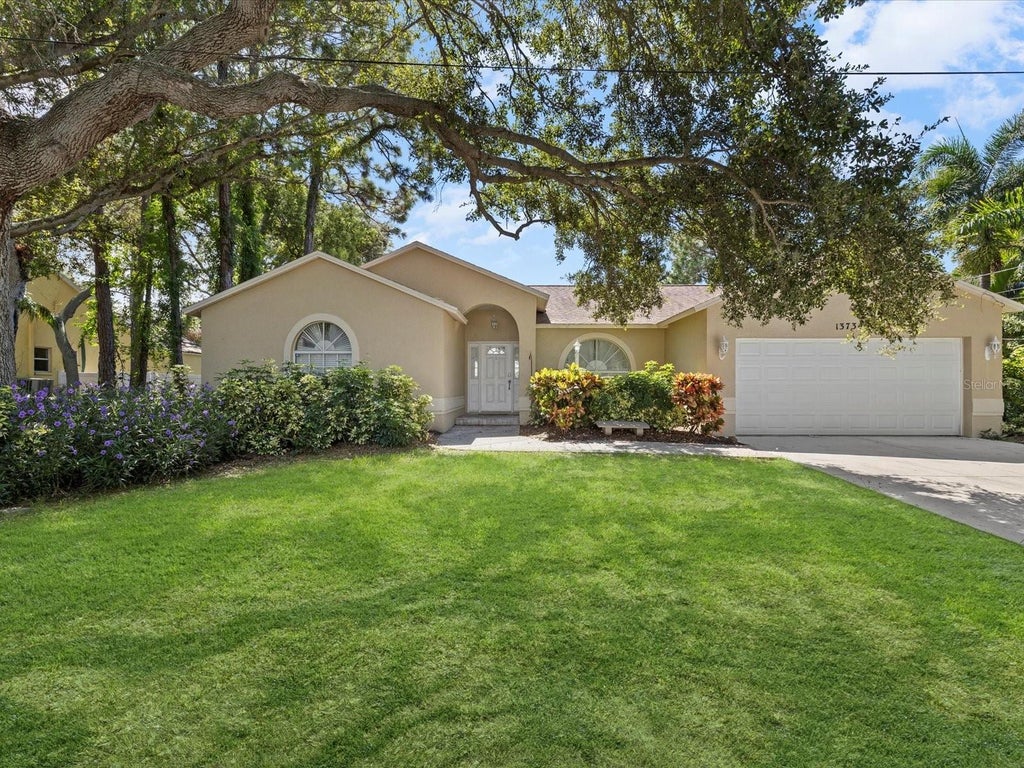 Photo of 13734 76th Avenue, Seminole, FL 33776 (MLS # TB8555702)