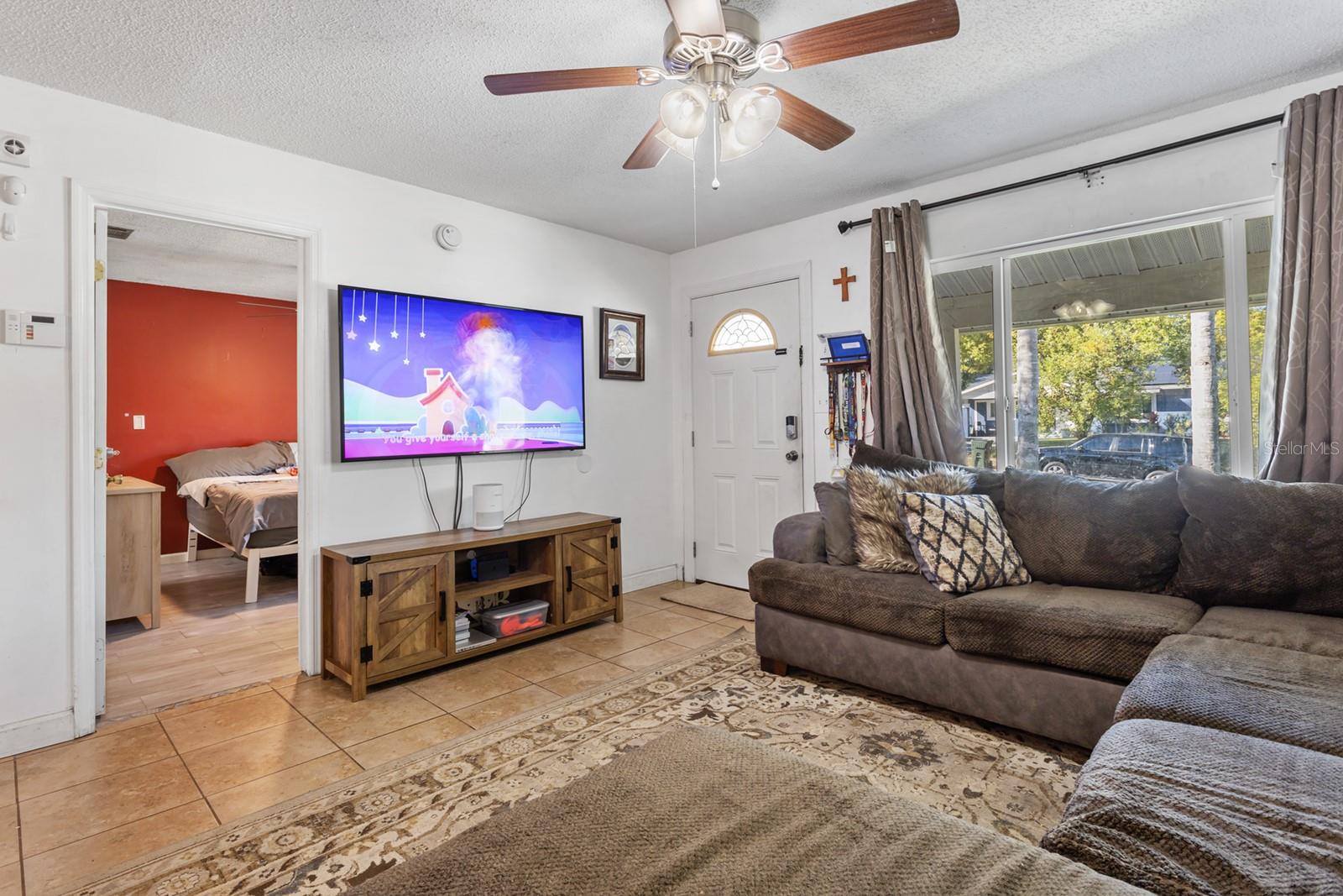 JESSICA MANOR - Residential