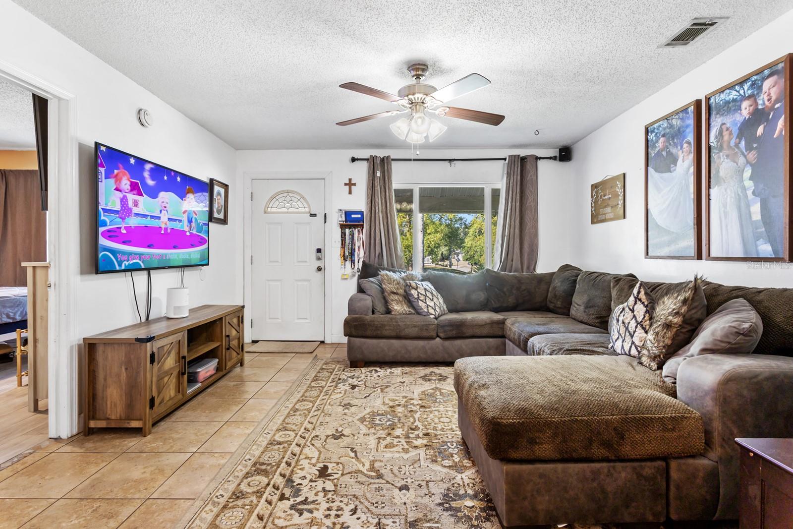 JESSICA MANOR - Residential