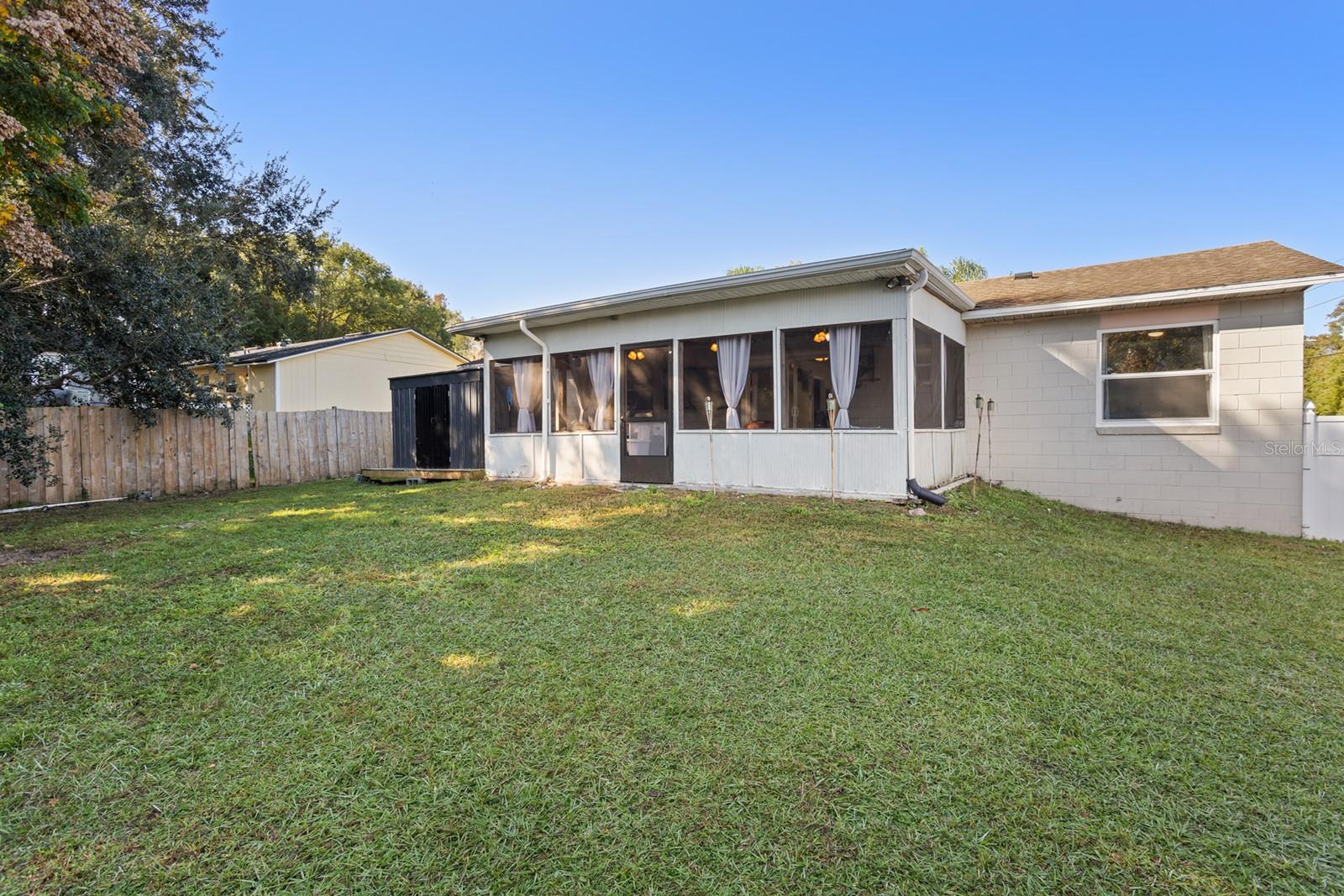 JESSICA MANOR - Residential