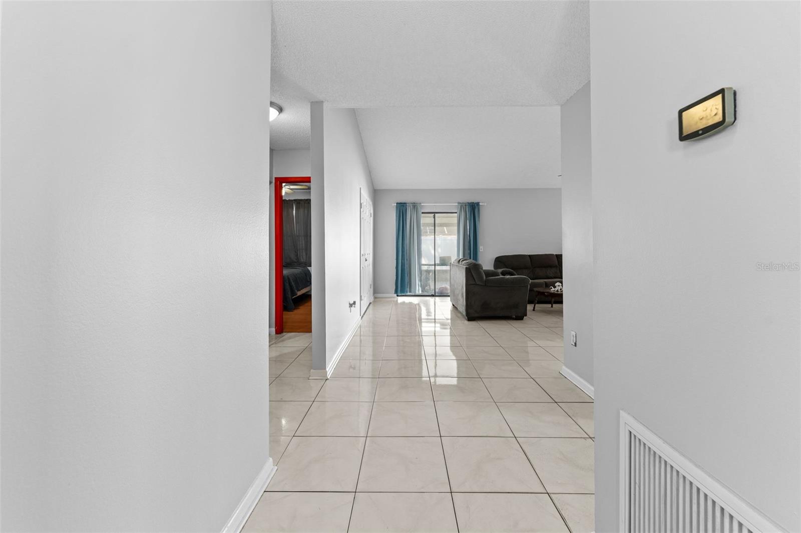 LOGAN GATE VILLAGE PH IV UN 1 - Residential