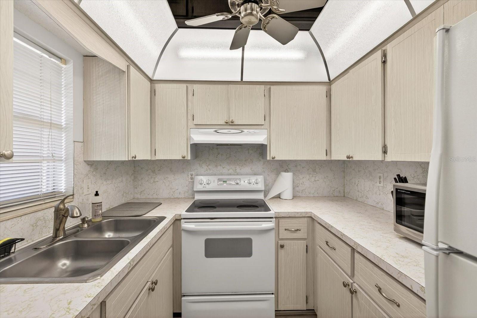 GULF HARBORS CONDO - Residential