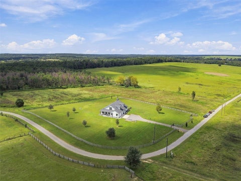 16705 Hilltop Horizons Place, Dade City, FL 33523