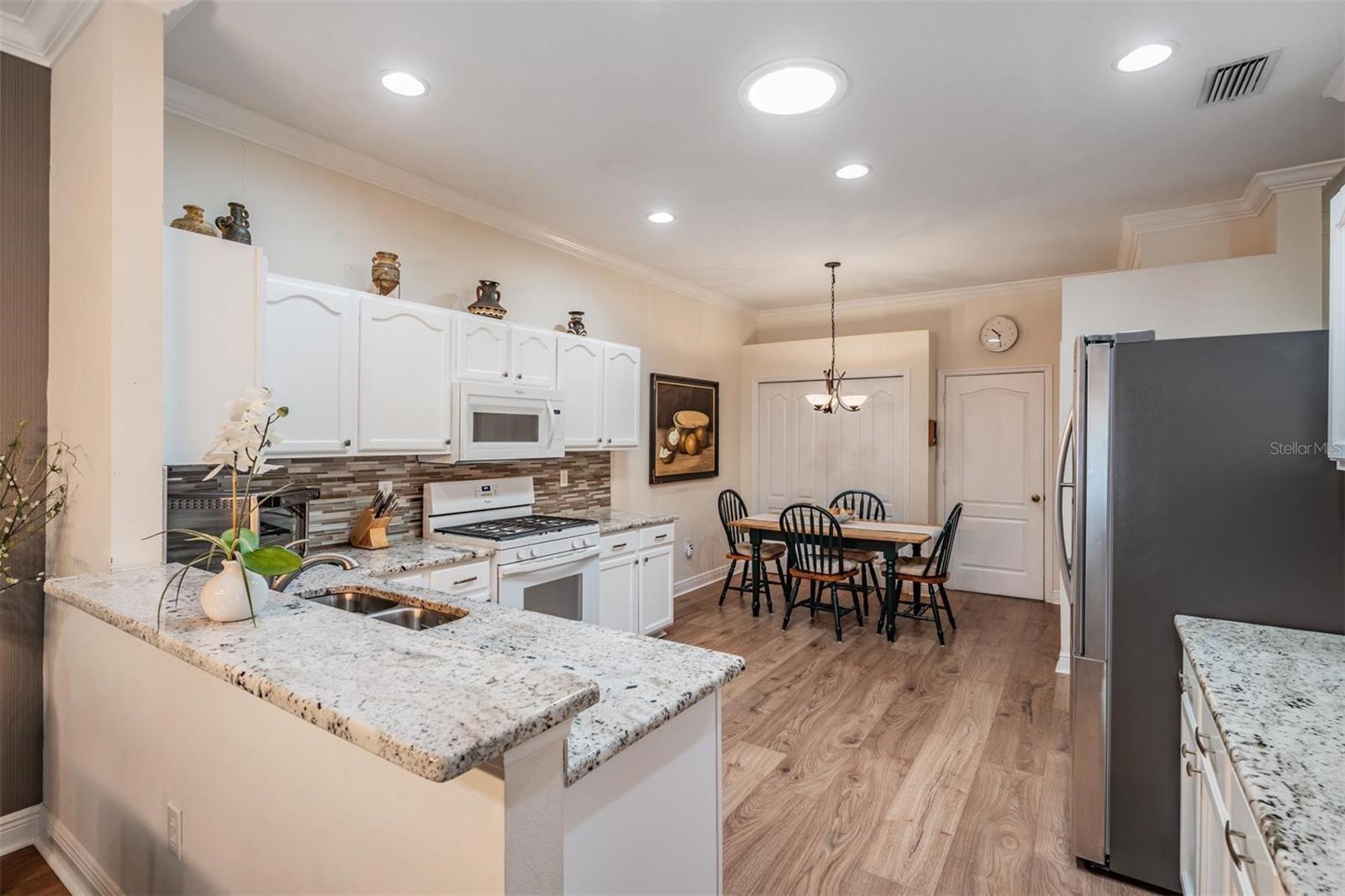 3550 SIMONTON COURT