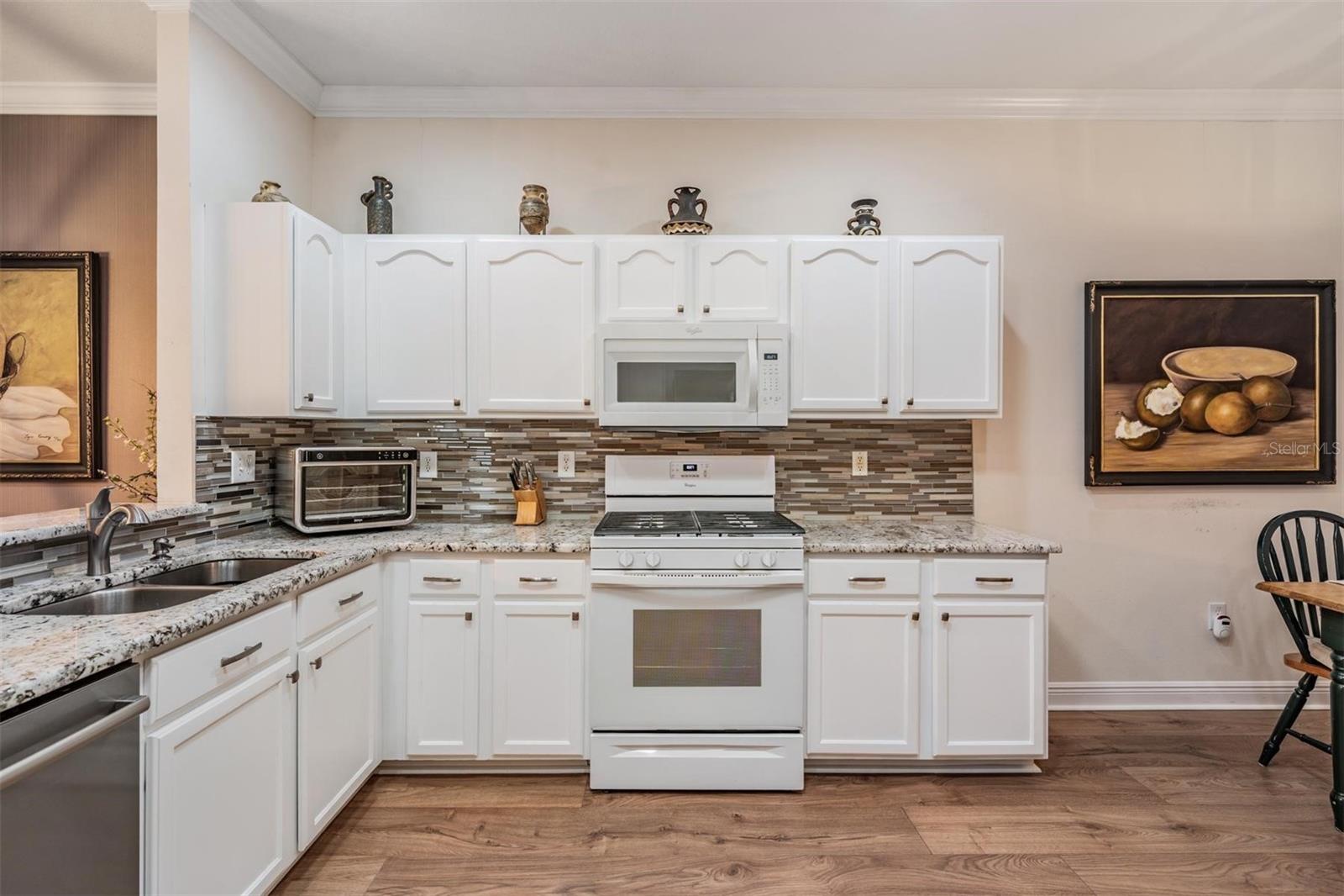 OAKSTEAD - Residential
