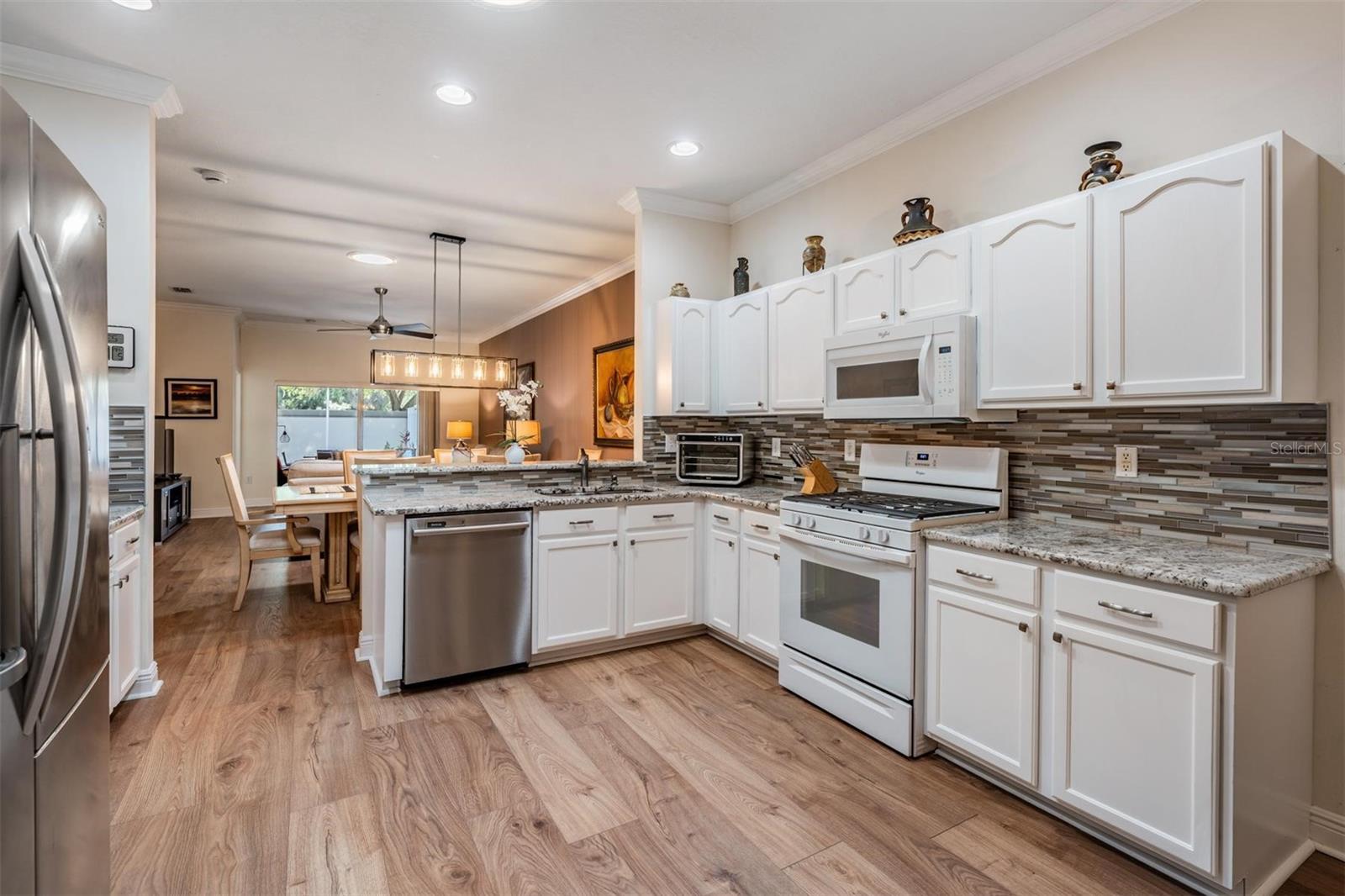 OAKSTEAD - Residential