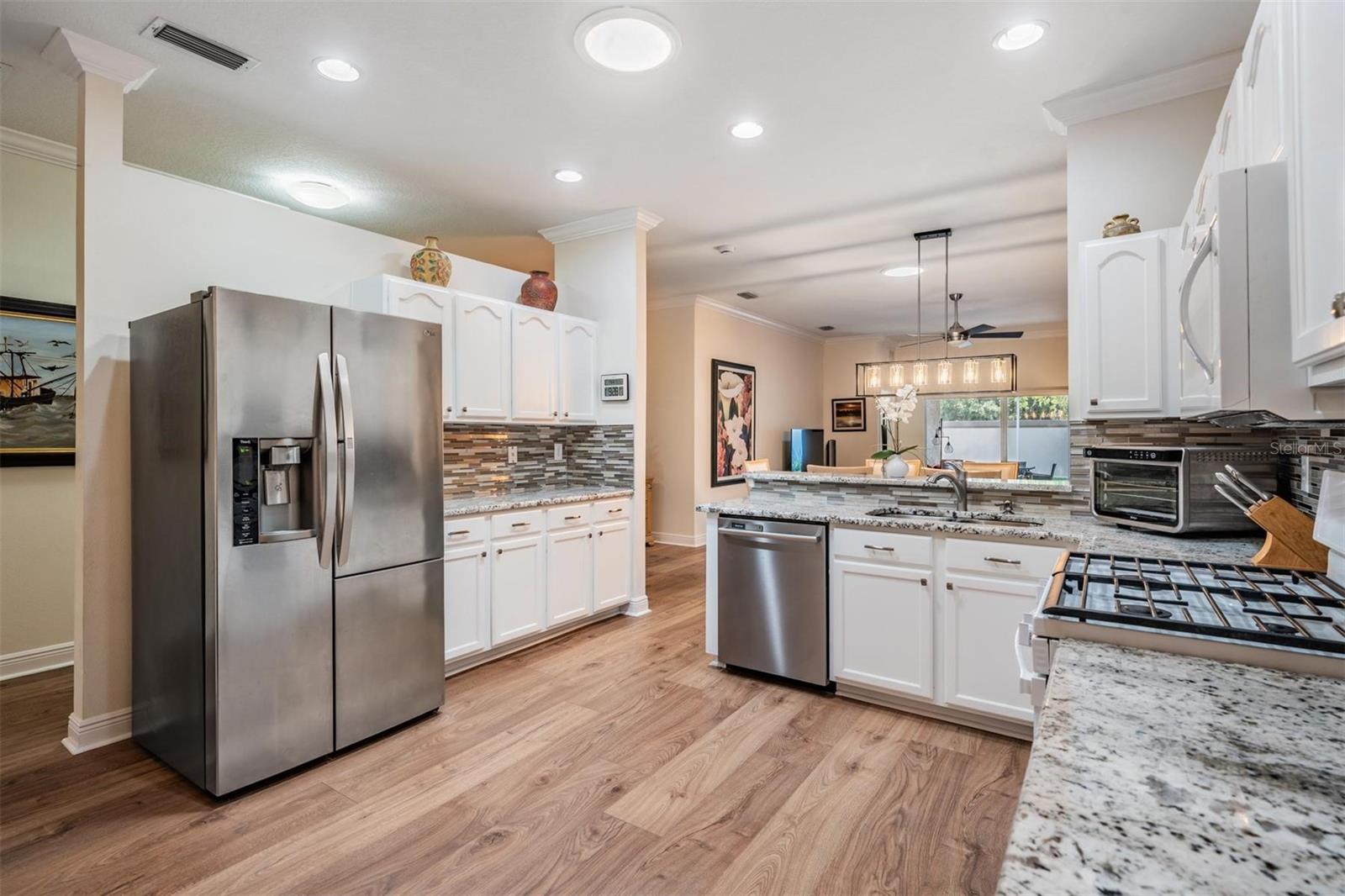 OAKSTEAD - Residential
