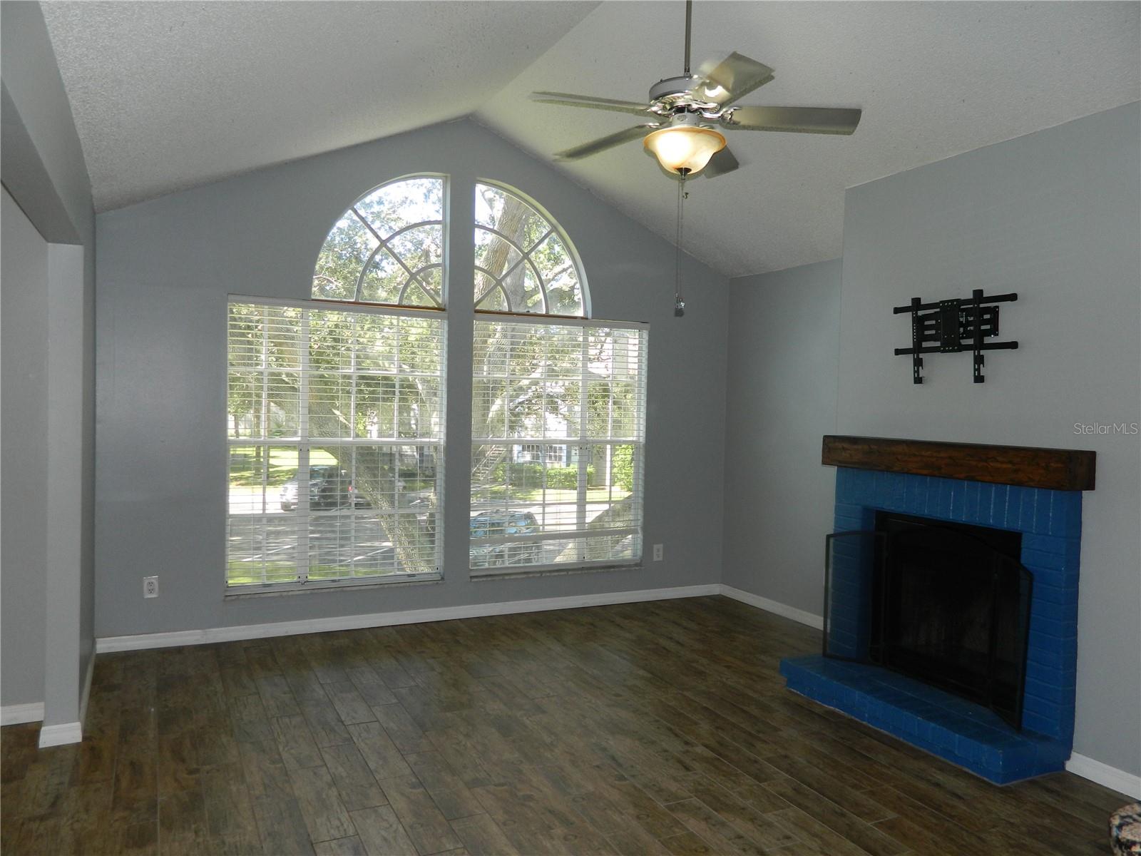 HIDDEN VILLAGE CONDO - Residential Lease