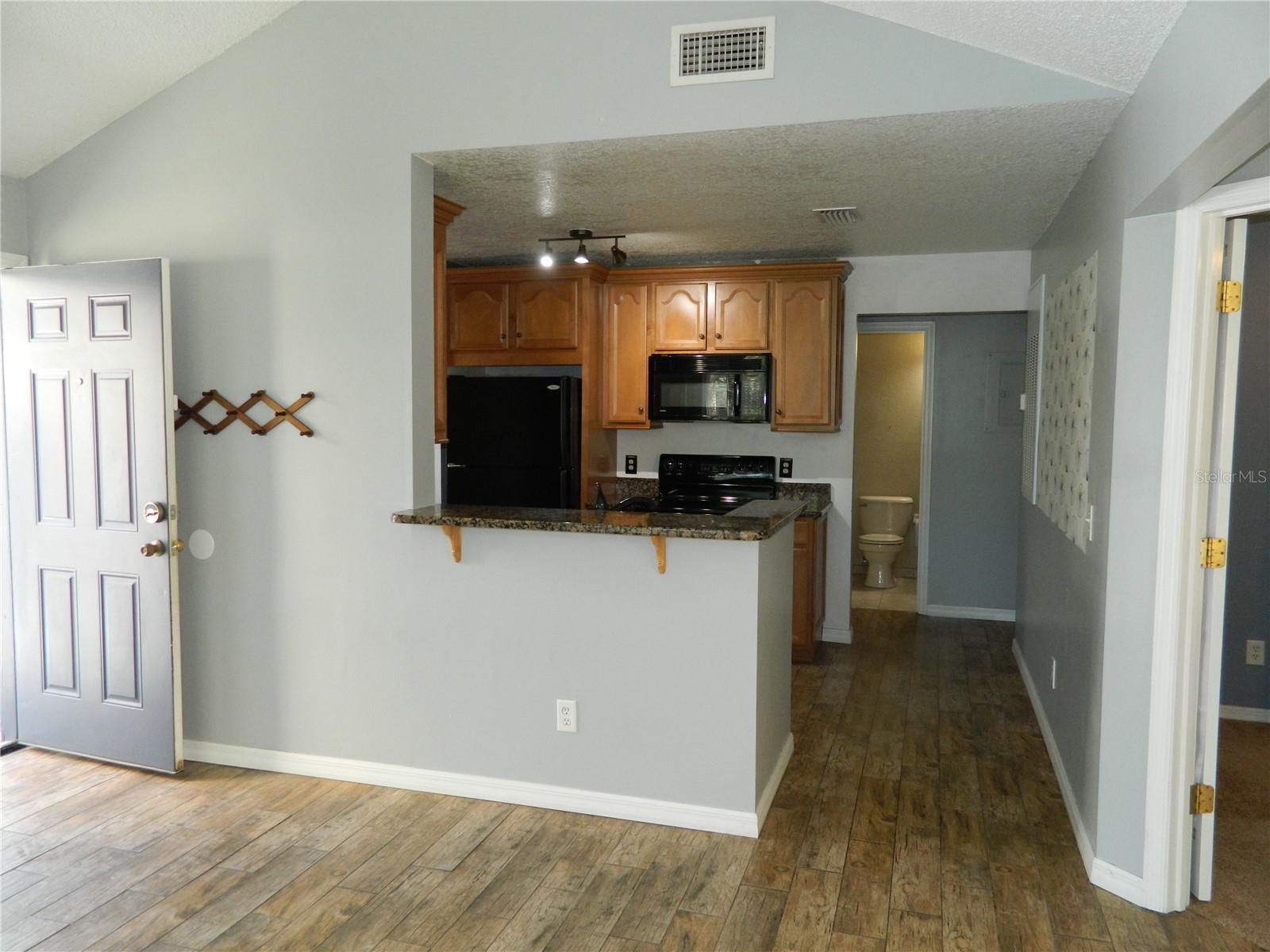 HIDDEN VILLAGE CONDO - Residential Lease