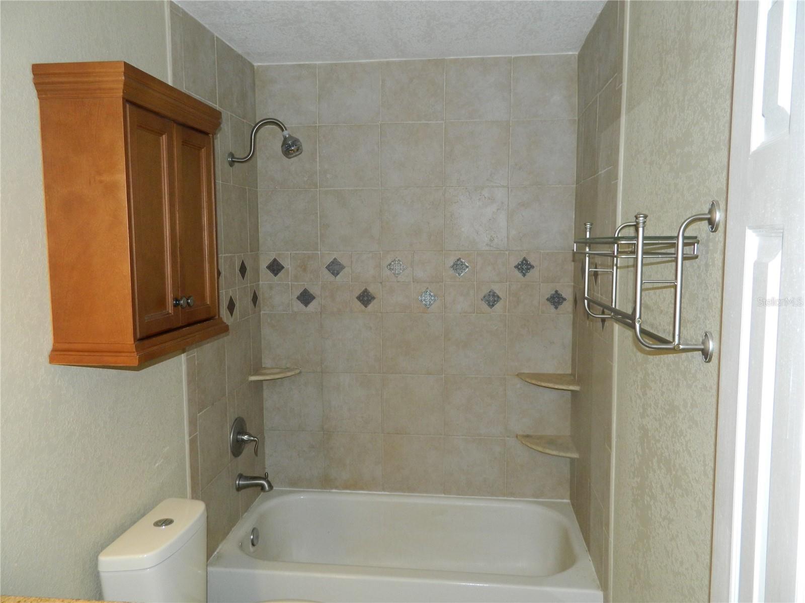 HIDDEN VILLAGE CONDO - Residential Lease