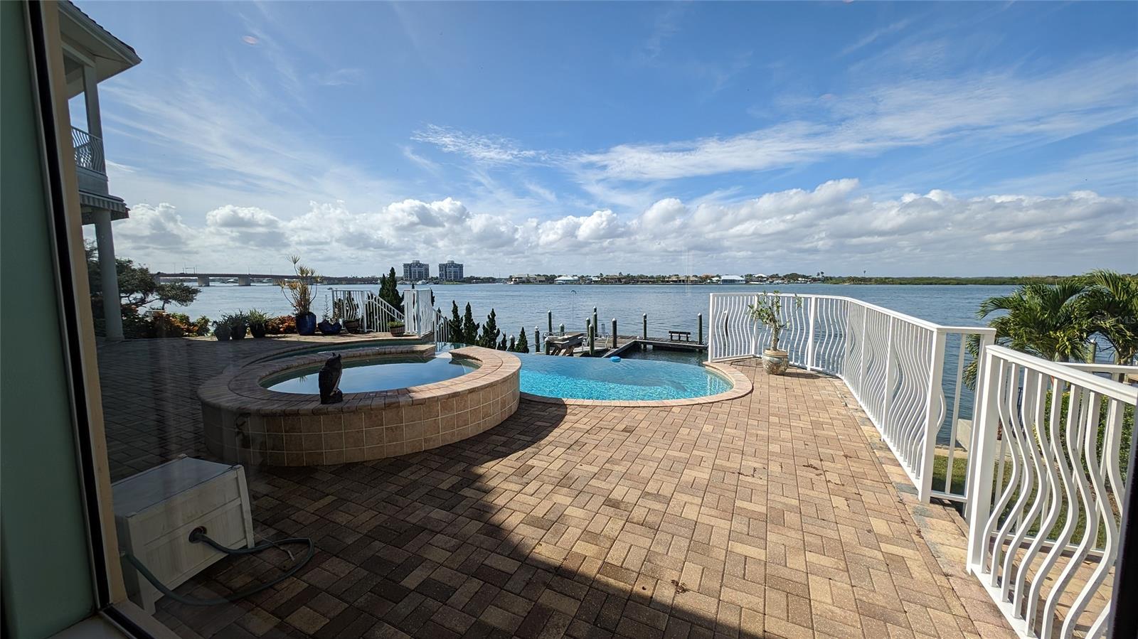 CONDICT WALKER GRANT - Residential