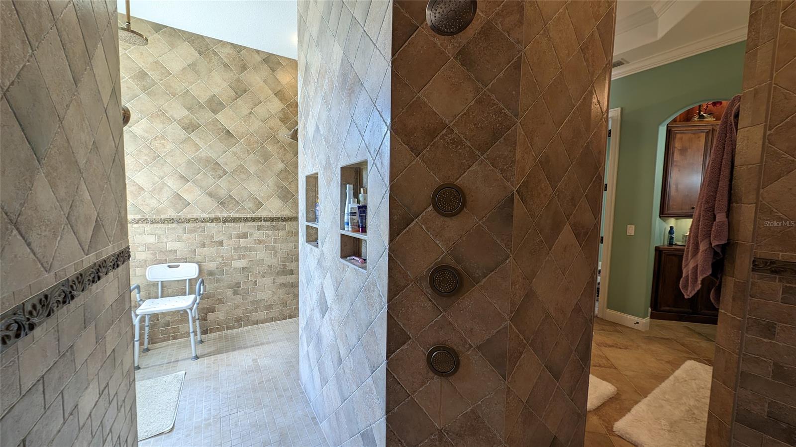 CONDICT WALKER GRANT - Residential