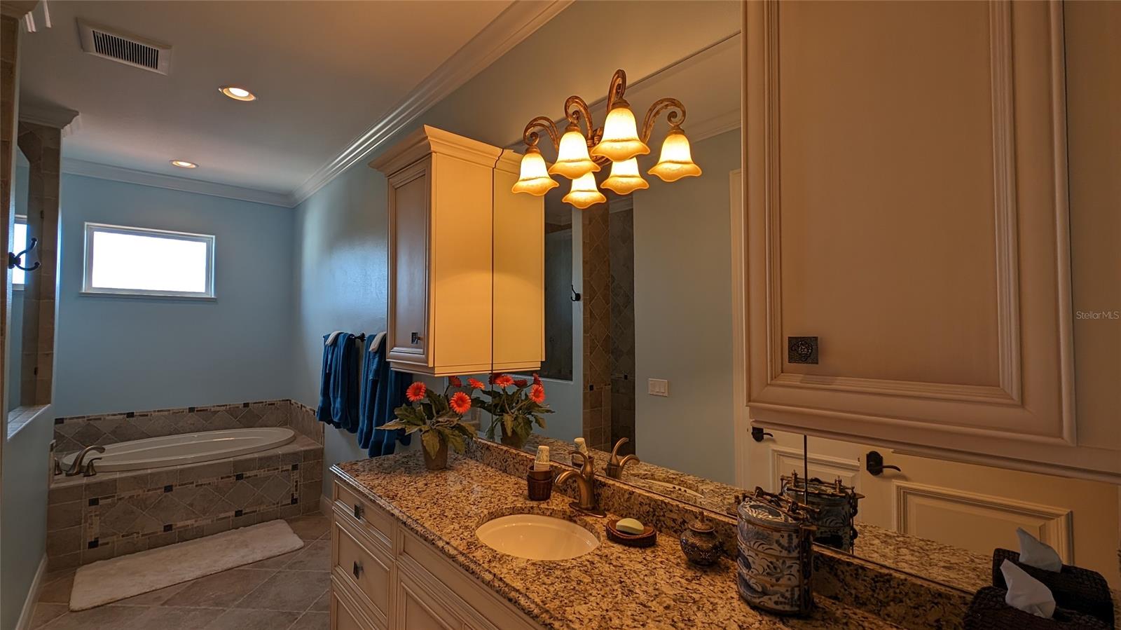 CONDICT WALKER GRANT - Residential