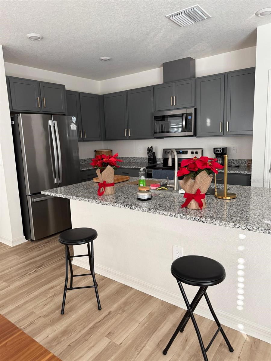 BELLAVIVA PH 4 - Residential Lease