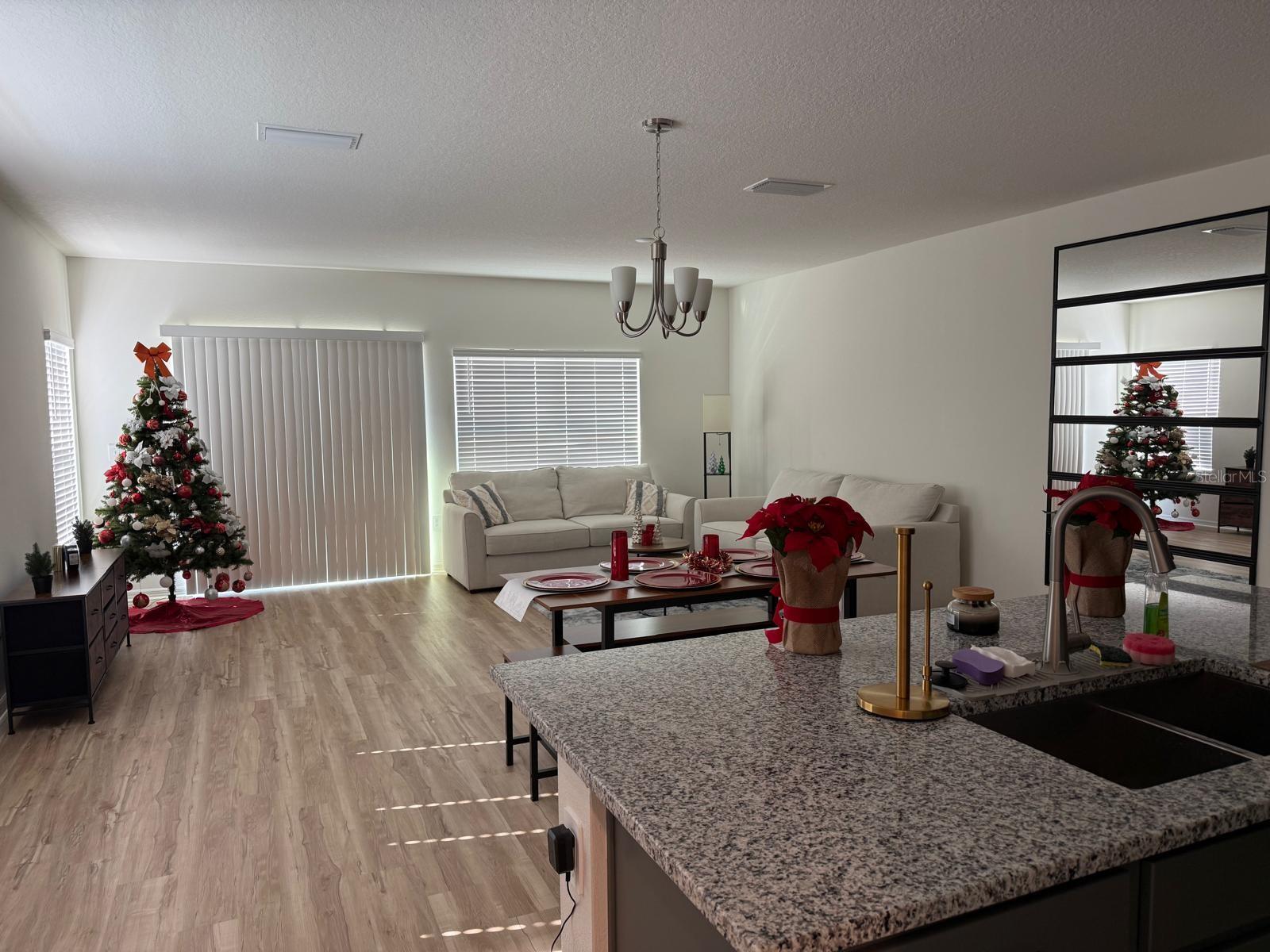 BELLAVIVA PH 4 - Residential Lease